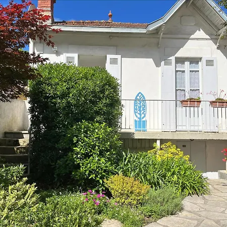 Holiday home Maison De Charme En Centre-ville